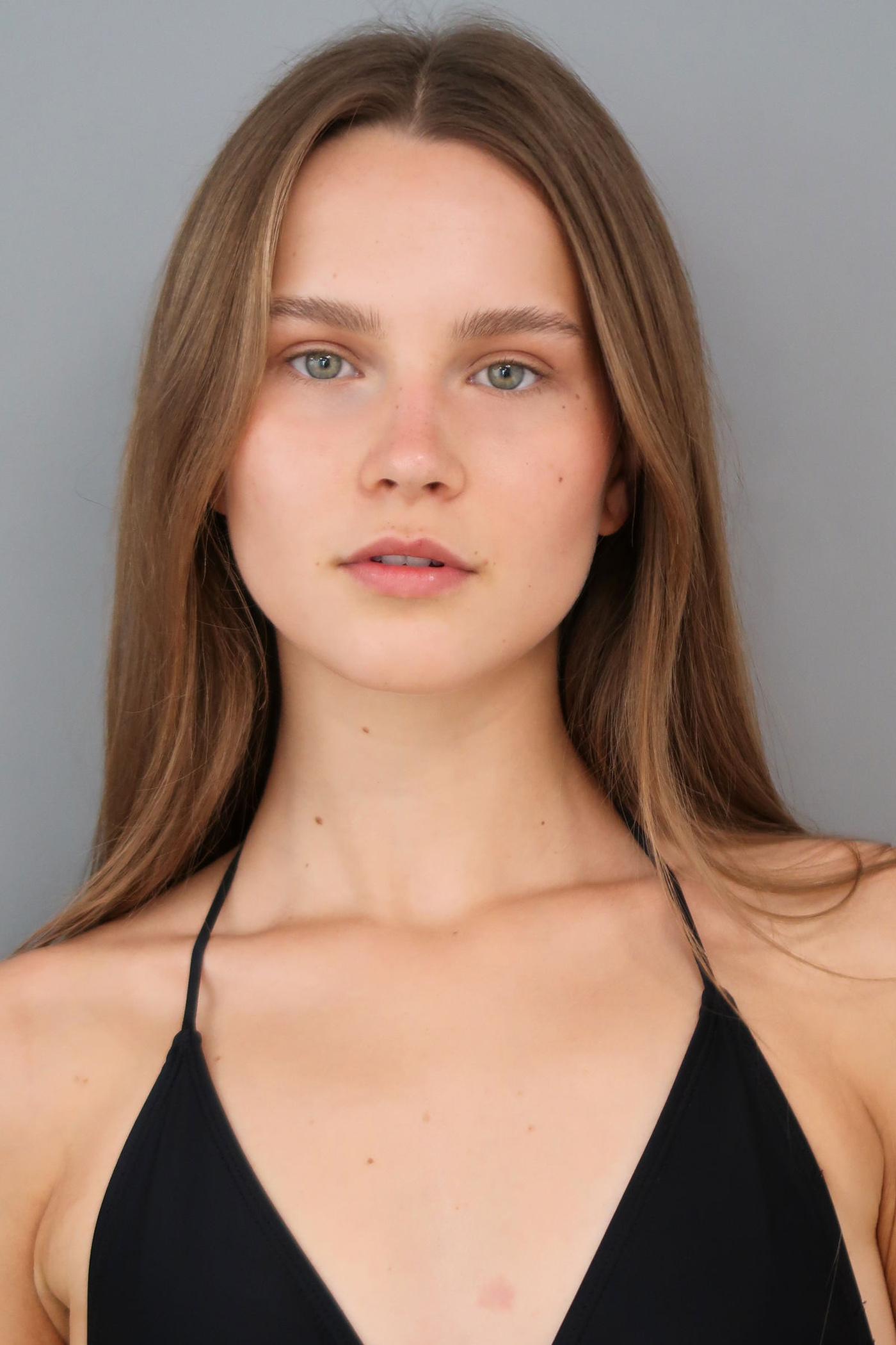 LUCIA ESTRADA - Crystal Model Management
