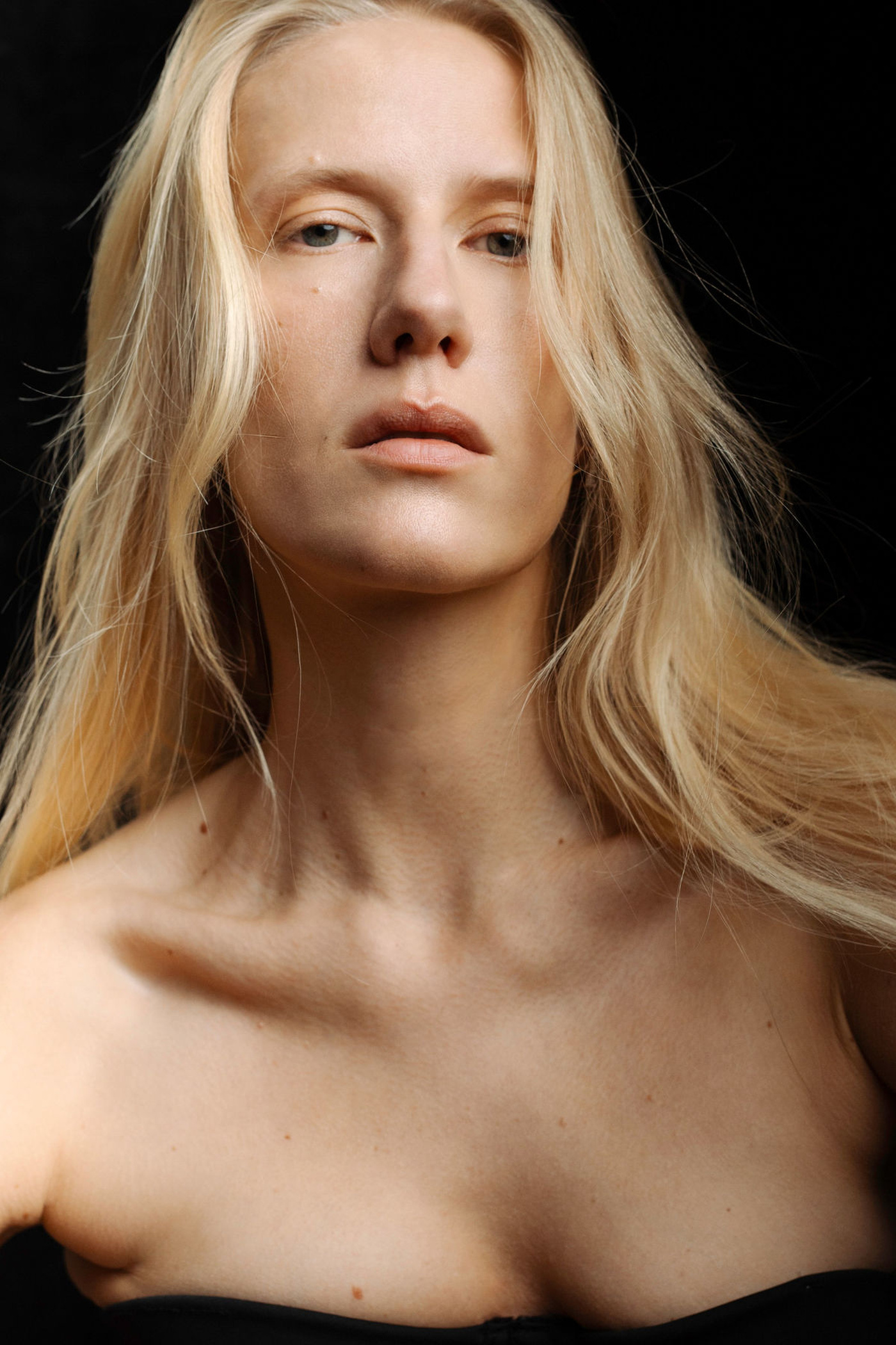 ANA H - Crystal Model Management