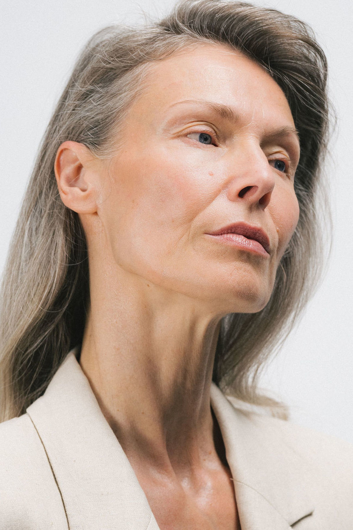 LENKA BENESOVA - Crystal Model Management