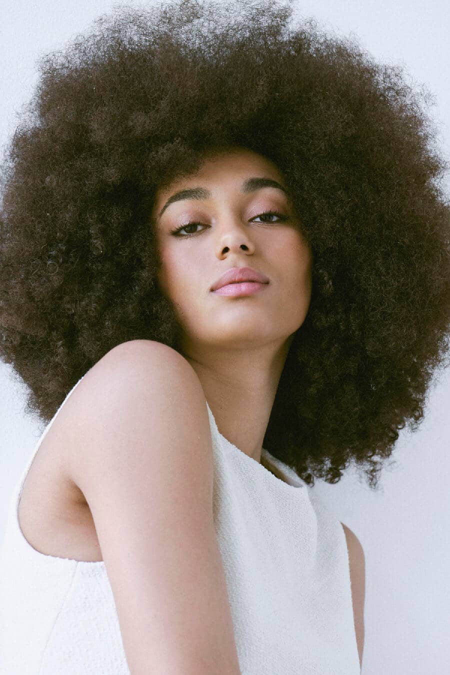JULIETTE MAHIEU - Crystal Model Management